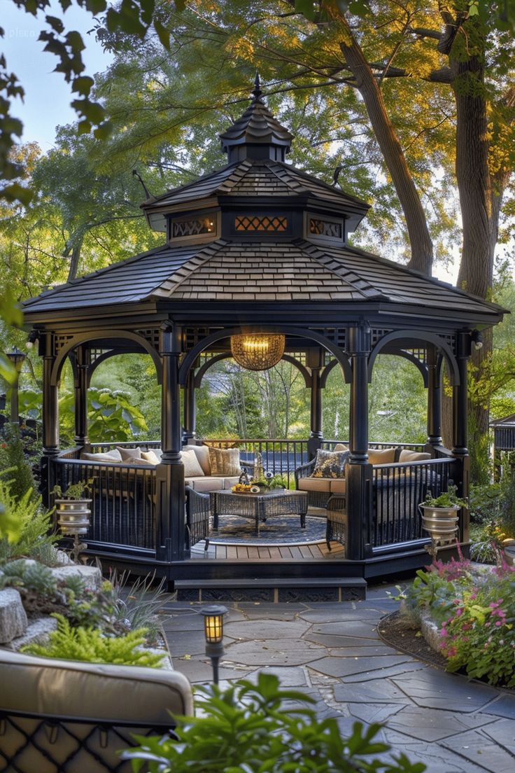 Gazebo mewah segi 8